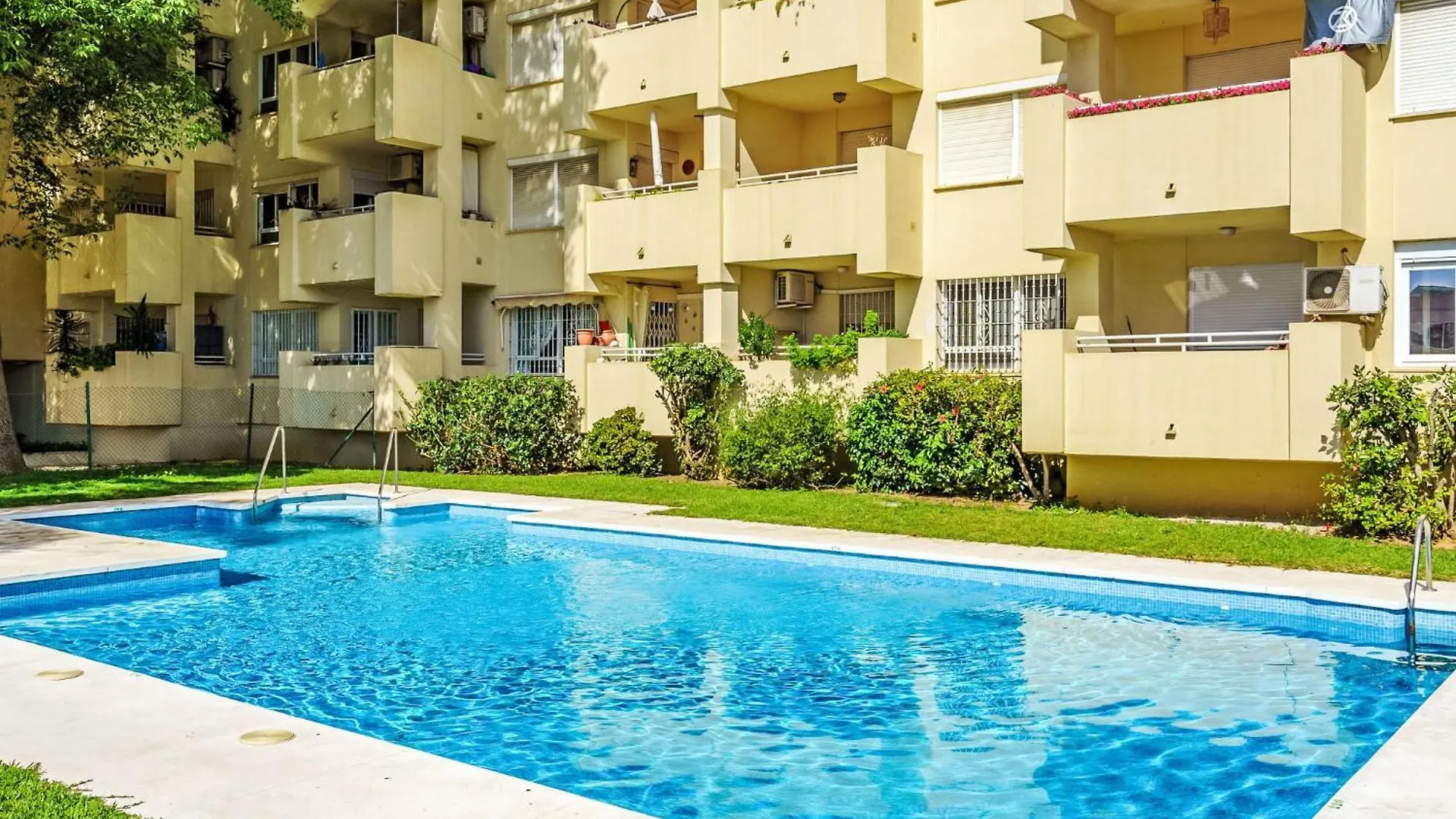 Apartment Sol By Interhome Torremolinos